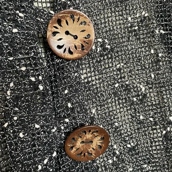 Nina Leonard Black and White Mesh Top - Picture 4 of 5